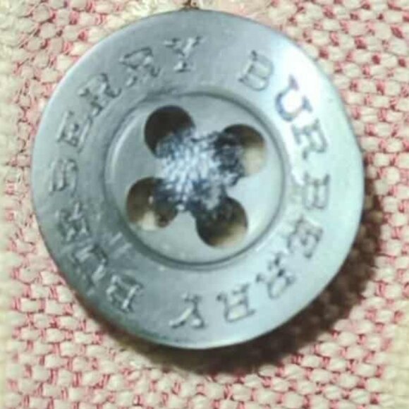 Burberry House Check 3/4 Sleeve Button-up Shirt - Picture 12 of 12